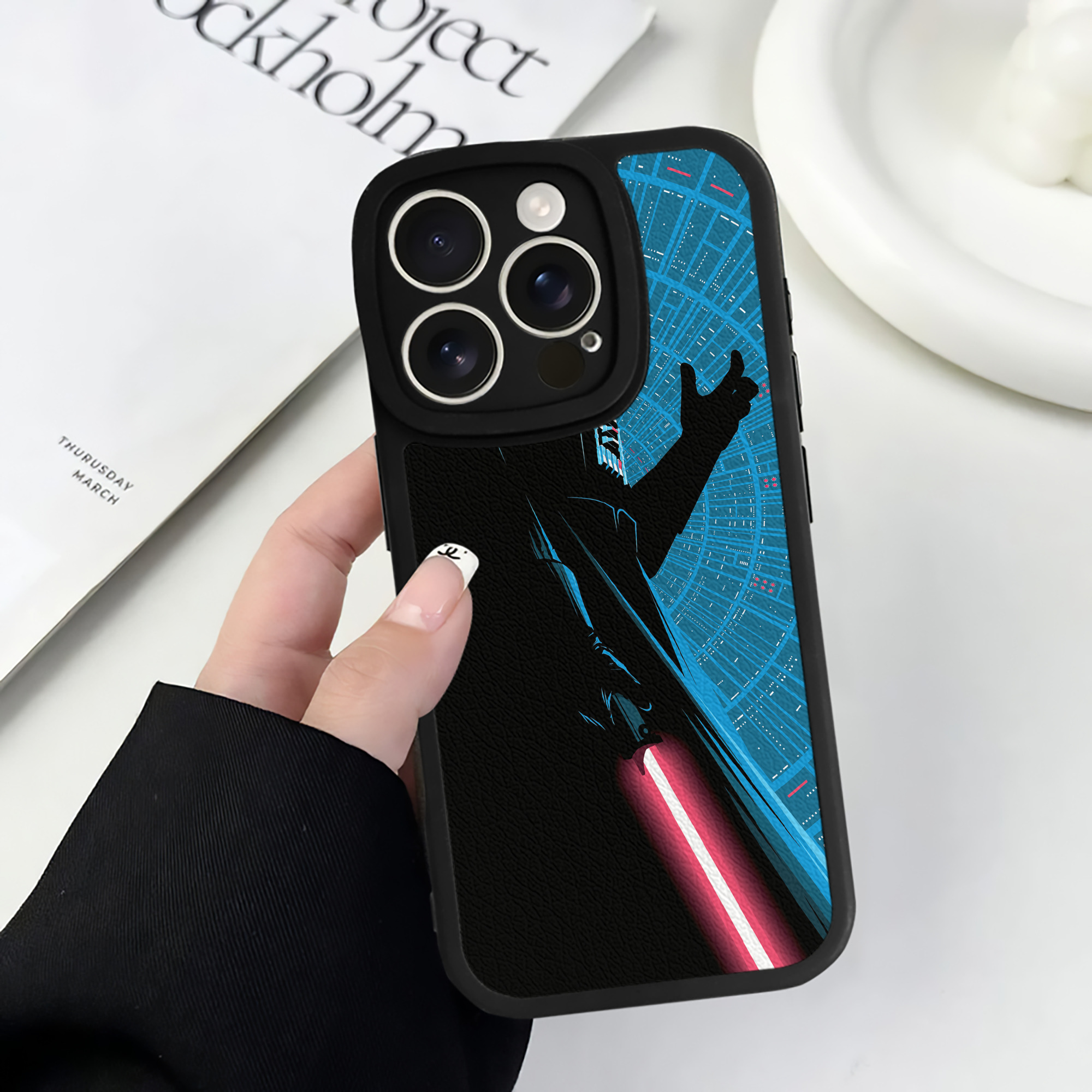 （画像用） スター・ウォーズ Star Wars 【iPhone 16シリーズ対応】シリコンスマホケース（レザー調） 材質：シリコン